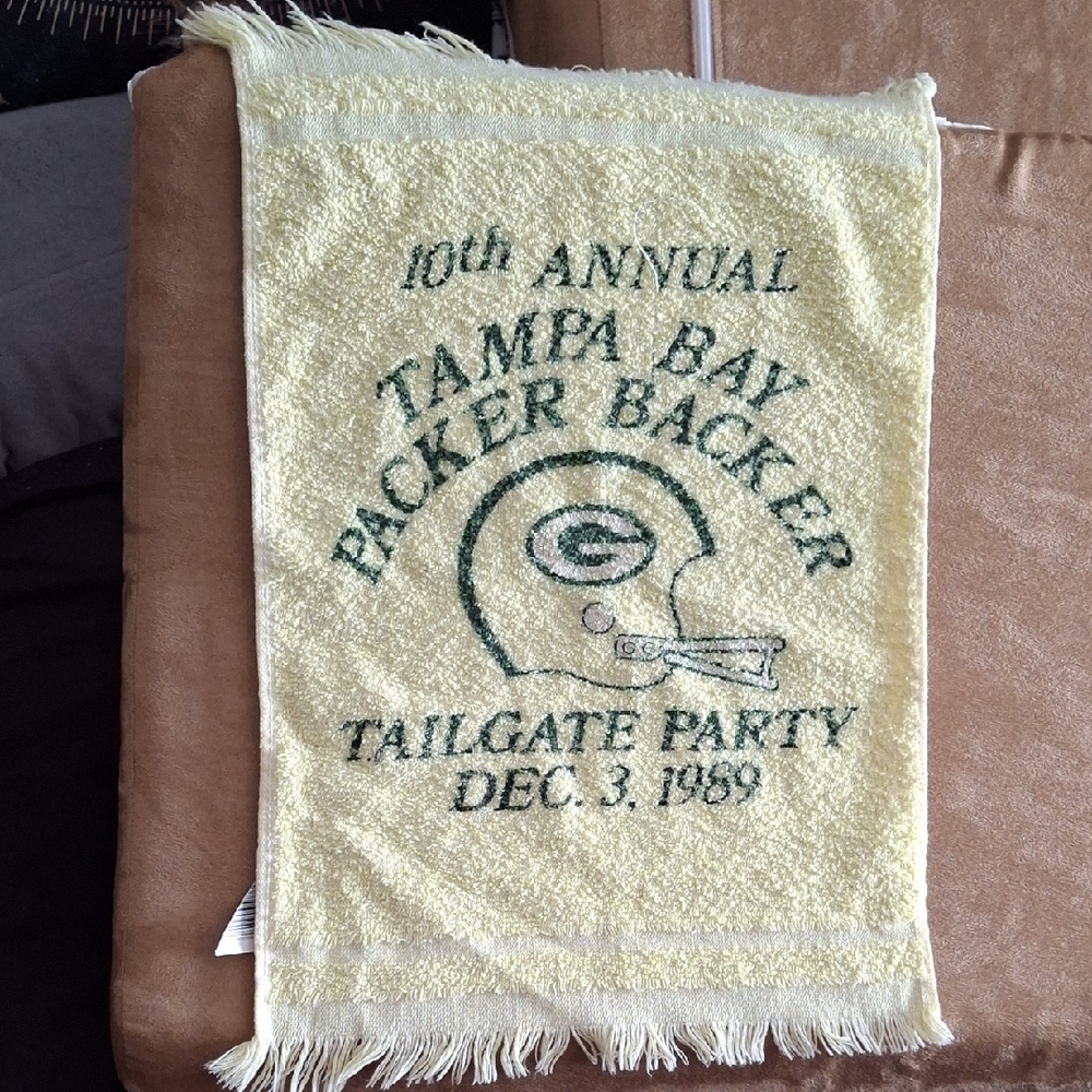 GREEN BAY PACKERS Tampa Bay Packer Backer Tailgate Party Towel